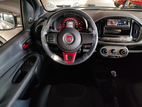 Fiat Uno 1.4 Sporting Flex 5p