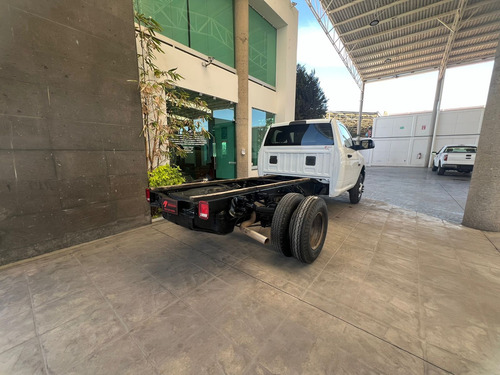 RAM 4000 5.7 Chasis Cabina P 4x2 Mt