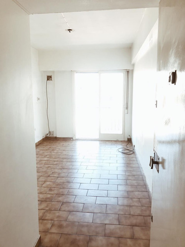 Dueño Vende: 2 Ambientes, 35,82mts. Cubiertos + Balcón.