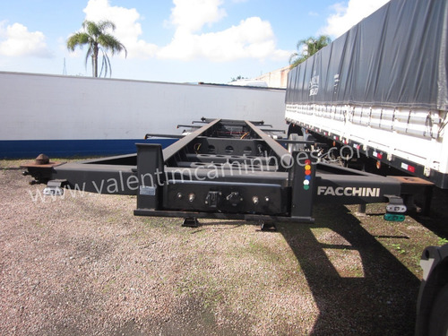 Imagem 2 de 9 de Carreta Facchini Porta Container Ls - 2018