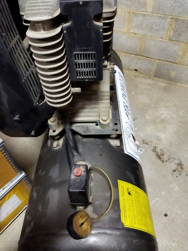 Compresor Industrial De 300 Litros Motor 75 Hp (Usado)