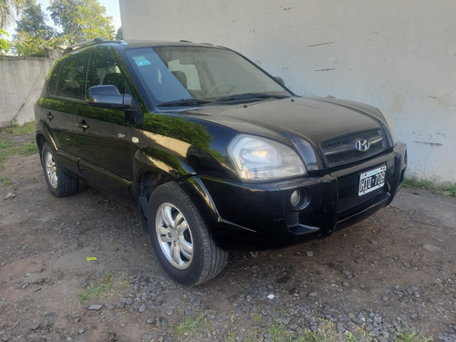 Imagen 5 de 6 de Hiunday Tucson 4x4 Crdi Caja Mecanica
