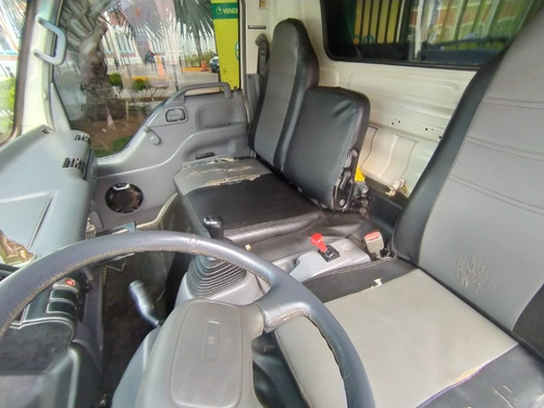 Imagen 7 de 13 de Chevrolet Npr