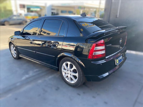 Imagem 4 de 6 de Chevrolet Astra 2.0 Mpfi Advantage 8v Flex 4p Manual
