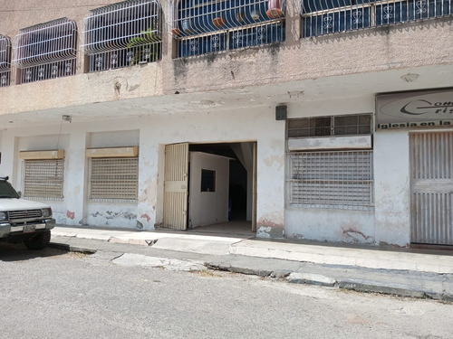 Se Vende Local 157m2 Calle Soublette Av Interc Guarenas Guatire