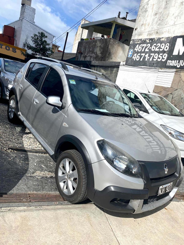 Imagen 3 de 15 de Renault Sandero Stepway 2013 1.6 Privilege Nav 105cv