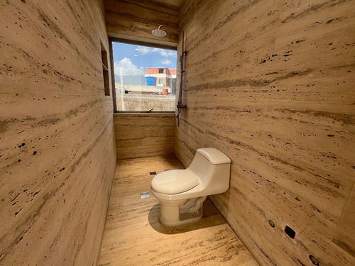 Vende Exclusivo Apartamento Con Terraza Y Vista Panorámica 360°, Urb. Colinas De Bello Monte, (sector Valle Arriba). Calle Cerrada Con Vigilancia, Edificio Boutique De Solo 3 Apartamentos, Privacidad.