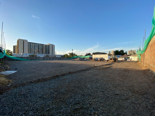 Terreno De 4.000 M² Paño Completo En Av. El Parrón, La Cis