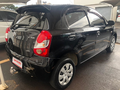 Toyota Etios Hatch X 1.3 16v(flex)
