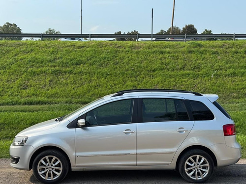 Volkswagen Suran 1.6 Imotion Highline