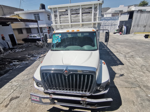 Imagen 2 de 12 de Torton International Work Star 7400