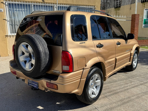 Chevrolet Grand Vitara 2.0