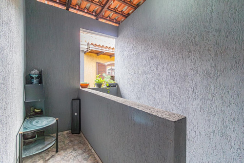 Casa Para Venda Com 3 Quartos 3 Banheiros Sendo 1 Suite