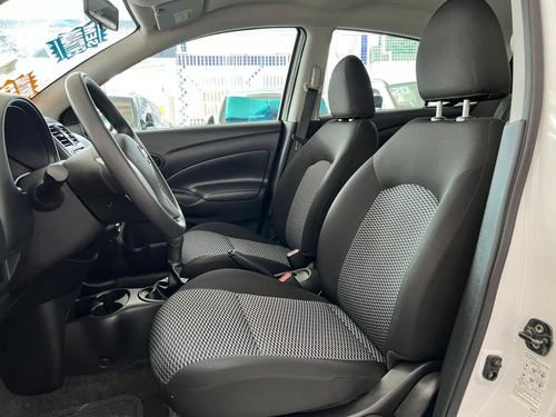 Nissan Versa V-Drive 1.0 12v 4p