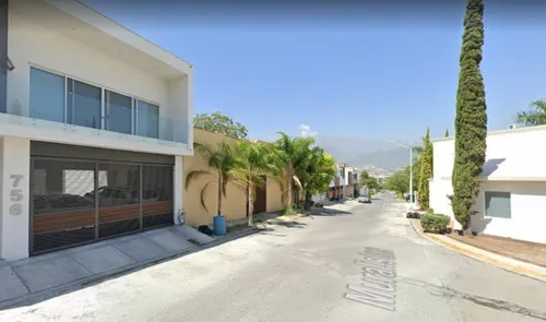 Venta De Casa En Muralistas Nuevo Leon