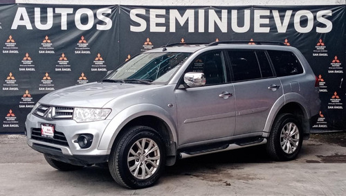Imagen 1 de 14 de Mitsubishi Montero Limited 4x2 2015