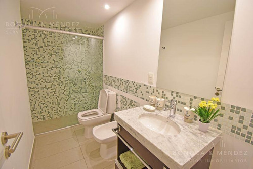 Icon Brava, Piso Alto, 3 Dorm, 3 Baños, Toilette, Imponente Vista!