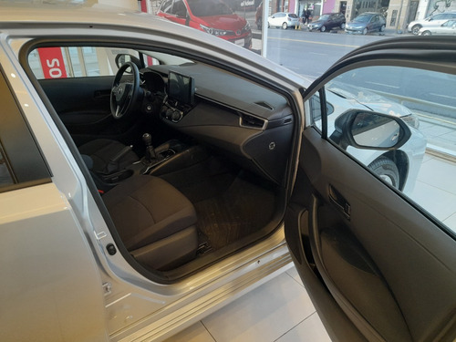 Imagen 12 de 15 de Toyota Corolla Xli 2.0 Mt My 22 Gi
