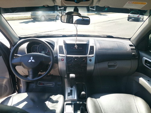 Imagen 13 de 16 de Mitsubishi Montero Sport