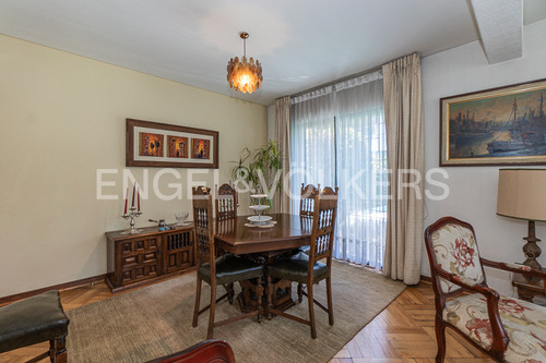 Clásica Casa Ñuñoína/3d + Servicio