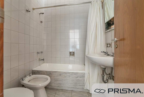 Exclusivo Departamento - 340 M2 - 6 Terrazas - Av. Hipólito Yrigoyen -