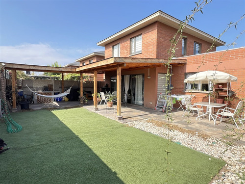 Venta Casa 3 Dormitorios 3 Baños Buin