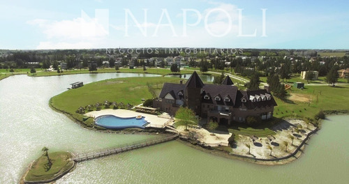 Imagen 1 de 3 de Venta De Casa A La Laguna, En Principado De San Vicente