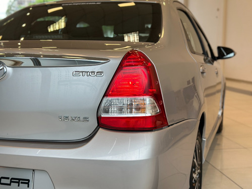 Toyota Etios 1.5 Sedan Xls