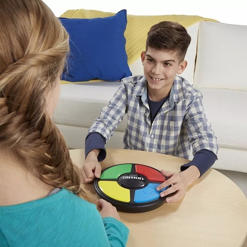 Juego De Mesa Simon Tradicional Original Hasbro E.full