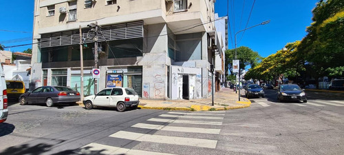Imagen 2 de 30 de Local - Olivos