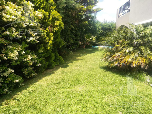 Casa 5 Ambientes Amoblada En Fincas De Iraola 1 En Alquiler