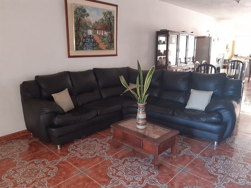 Imagen 2 de 12 de Casa En Venta En Villas De Laguna Club- San Diego. 203 M2. Cód.: 419275. 0414-4841043