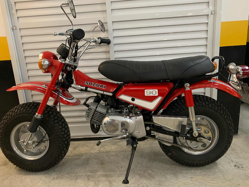 Suzuki Rv90