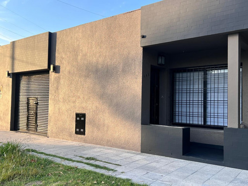 Local - Lomas De Zamora