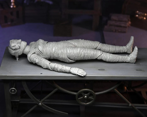 Neca Ultimate Universal Monsters The Bride Of Frankenstein