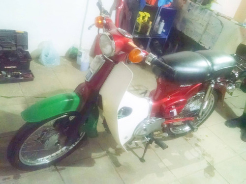 Honda Econo Power C 90 - Faro Redondo