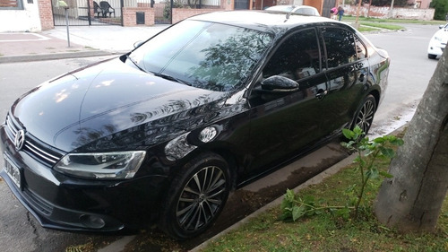 Volkswagen Vento 2.5 Luxury 170cv 2012