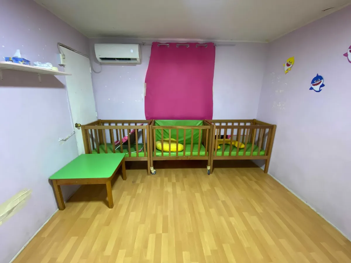 Imagen 5 de 25 de Casa-jardin Infantil Funcionando En Recoleta (74753)