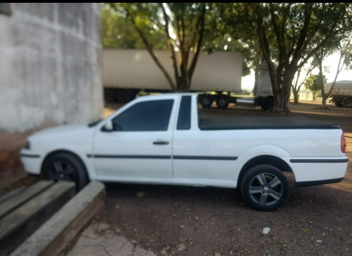 Imagem 3 de 12 de Volkswagen Saveiro 2003 1.6 2p Álcool