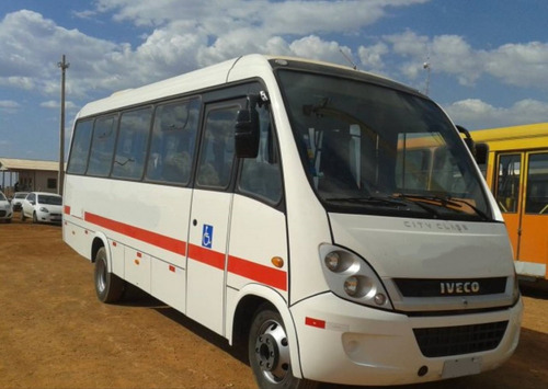 Imagem 1 de 15 de Micro Ônibus Neobus City Class Iveco 70c17 Fretamento Ú Dono