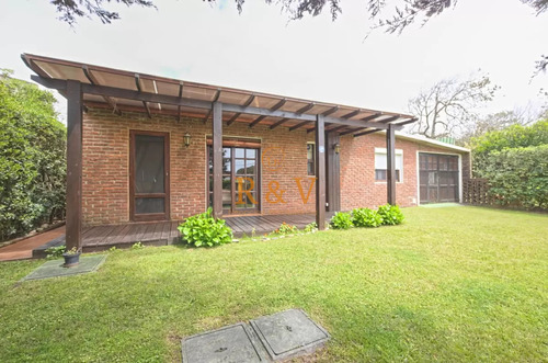 Casa A La Venta En El Balneario Buenos Aires