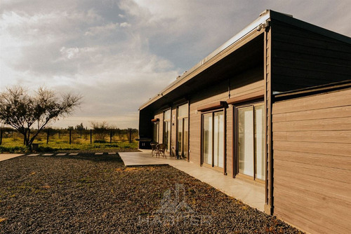 Casa En Venta De 3 Dorm. En Colbún