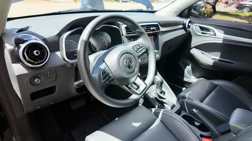 MG Zs 1.5 Plus At