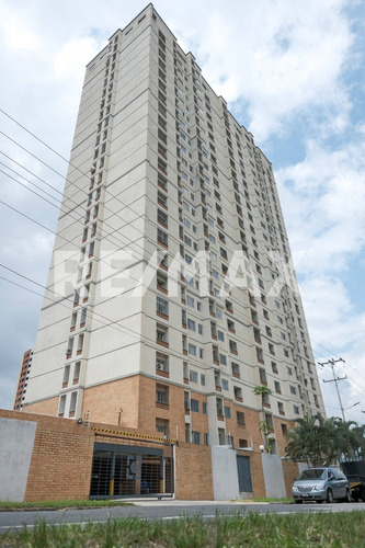 211949 Venta Penthouse Duplex, Res. Taguay, Urb. Mañongo, Naguanagua, 182m² Solo Clientes