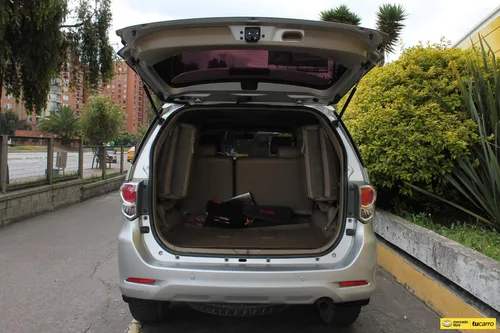 Toyota Fortuner 2.7 SR5 4x2 AT