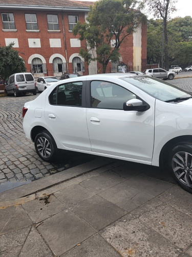 Imagen 12 de 15 de Renault Logan 1.6 16v Life (jir)