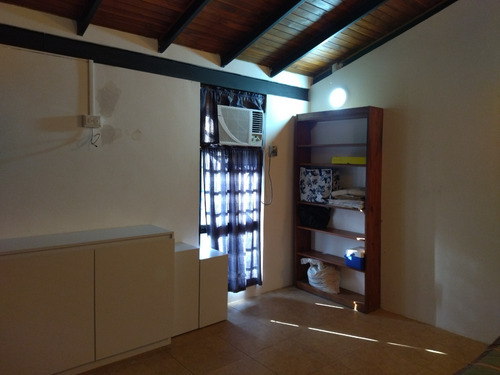 Imagen 10 de 26 de Townhouse Remodelado En Nueva Casarapa