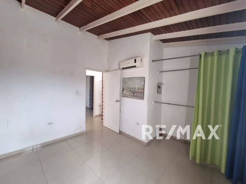 Imagen 9 de 22 de Town House En Urb. Villas Palm Beach En Los Robles Isla De Margarita
