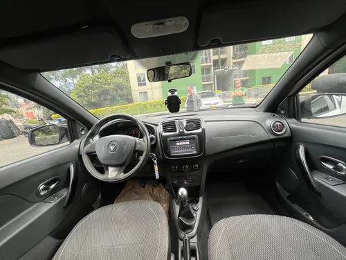 Renault Logan 1.6 Dynamique