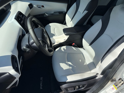 Toyota Prius 1.8 Premium Cvt